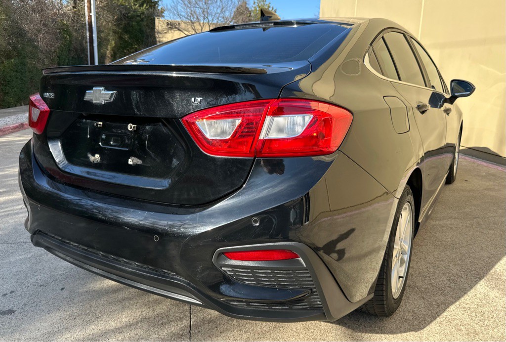 2017 Chevrolet Cruze Image 20