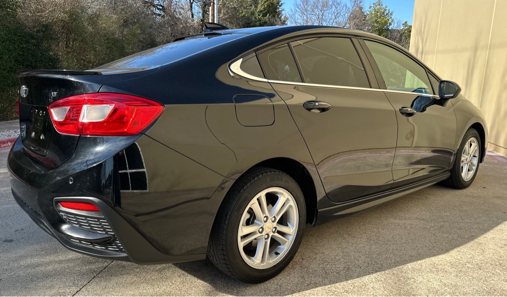 2017 Chevrolet Cruze Image 23