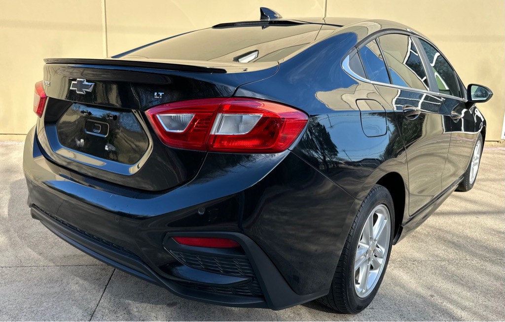 2017 Chevrolet Cruze Image 26