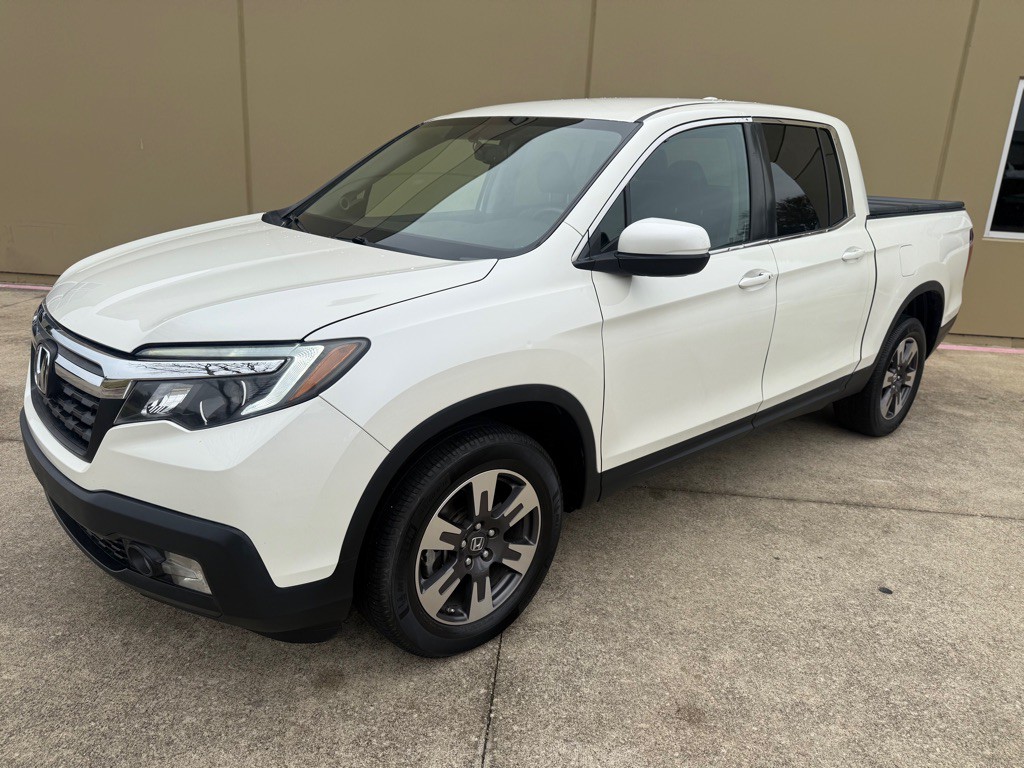 2017 Honda Ridgeline Image 12