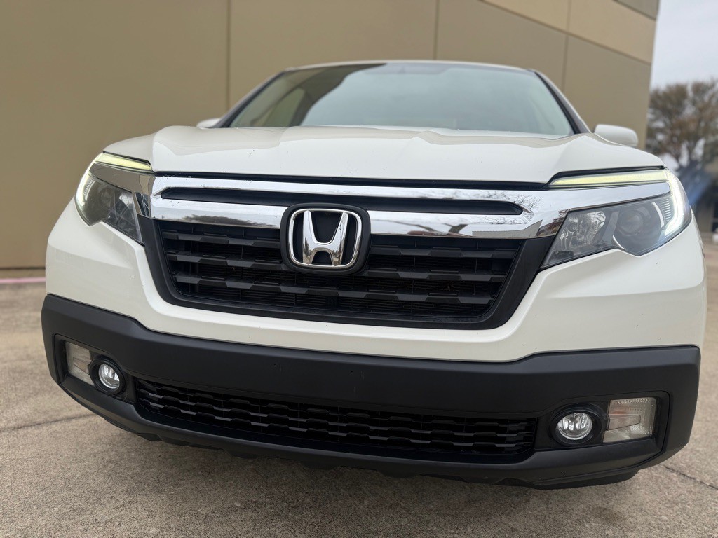 2017 Honda Ridgeline Image 13