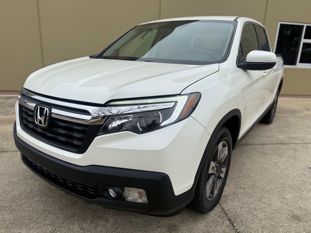 2017 Honda Ridgeline Image 14