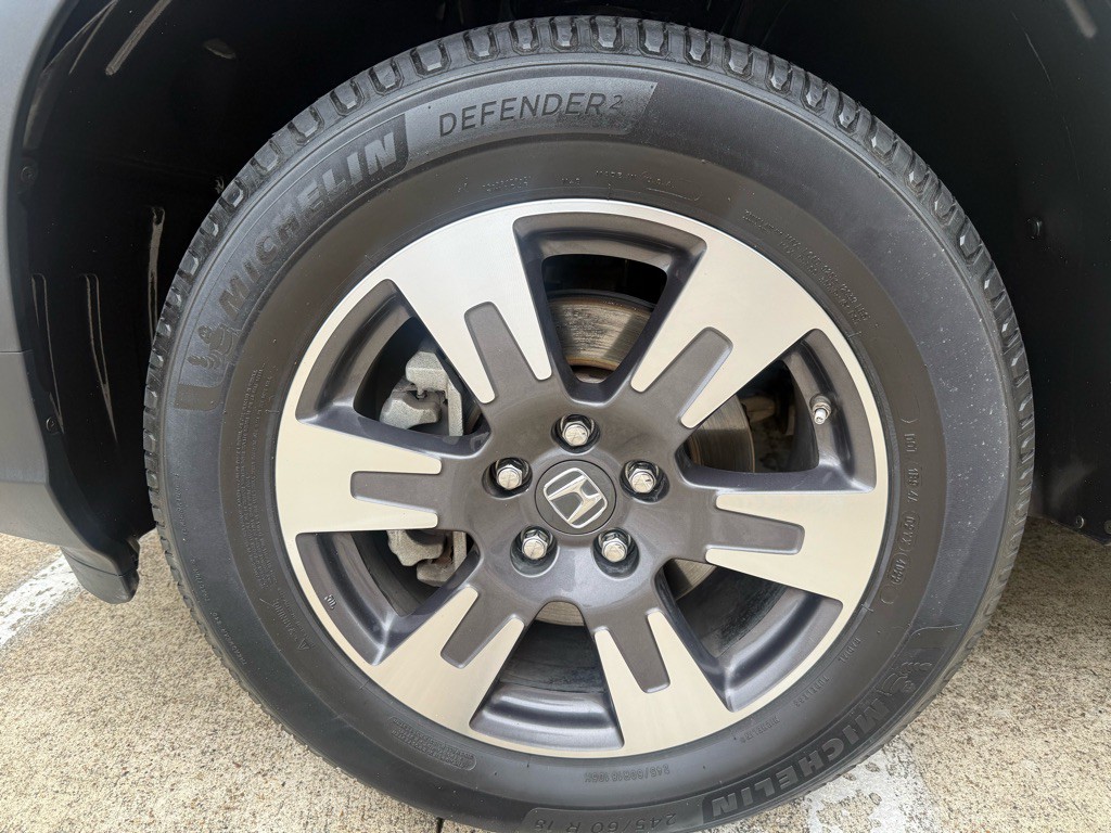 2017 Honda Ridgeline Image 17