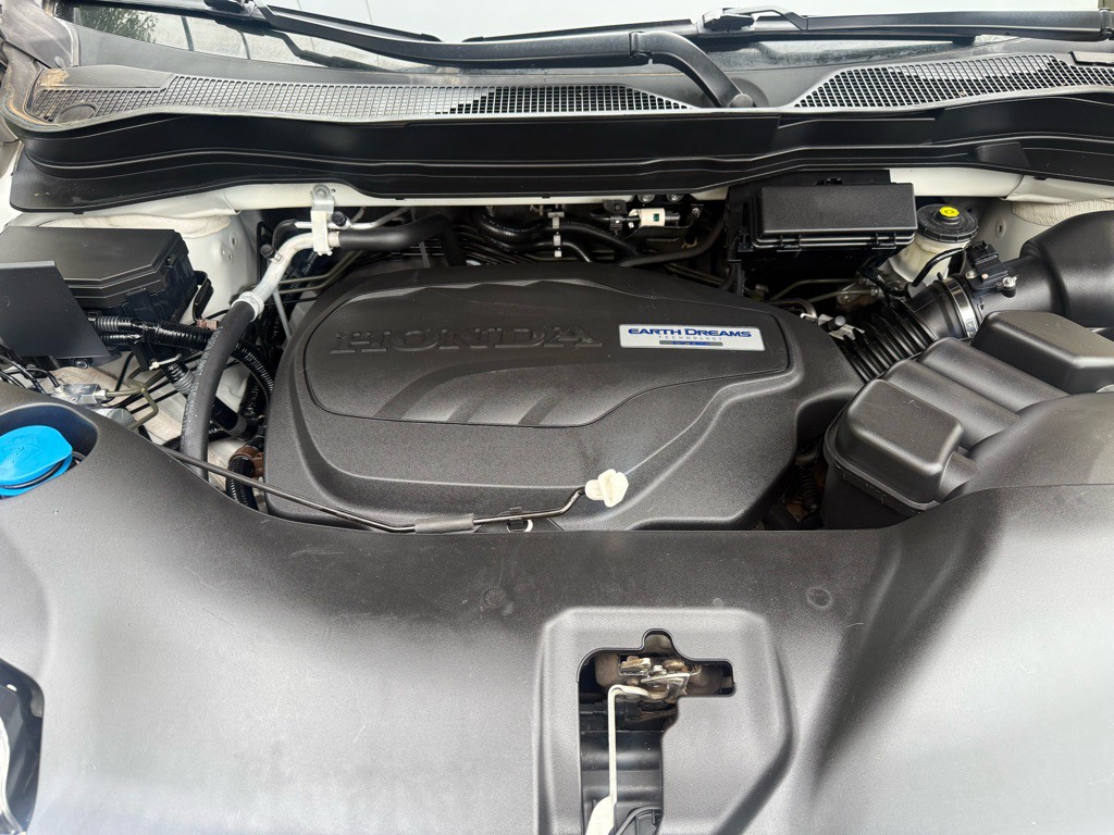 2017 Honda Ridgeline Image 18