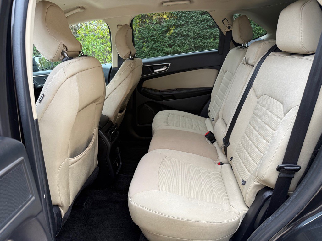 2015 Ford Edge Image 10