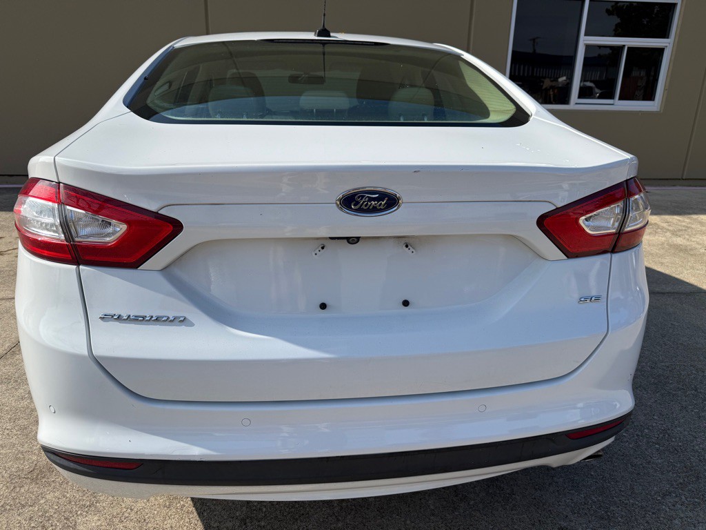 2015 Ford Fusion Image 14