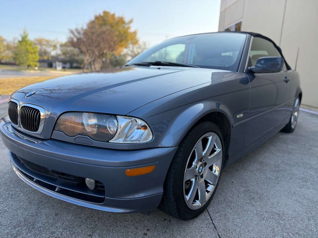 2003 BMW 3 Series Image 11