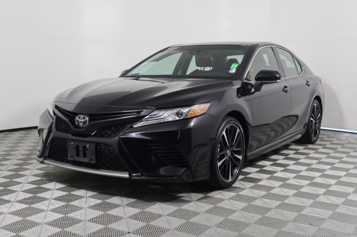 2019 Toyota Camry Image 1