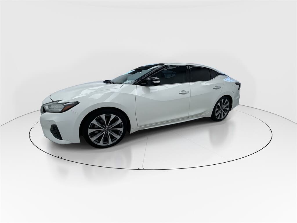 2022 Nissan Maxima Image 1