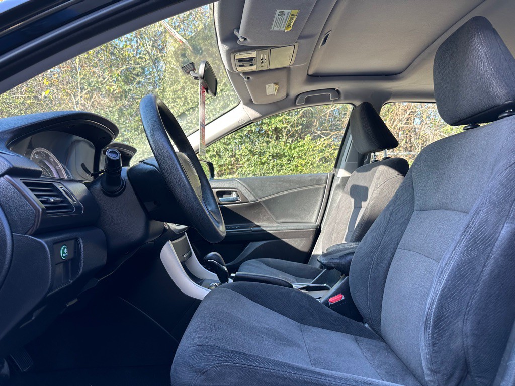 2015 Honda Accord Image 10