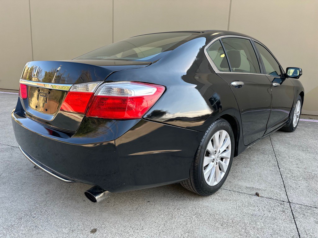 2015 Honda Accord Image 12