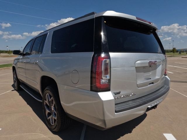 2018 GMC Yukon Image 10
