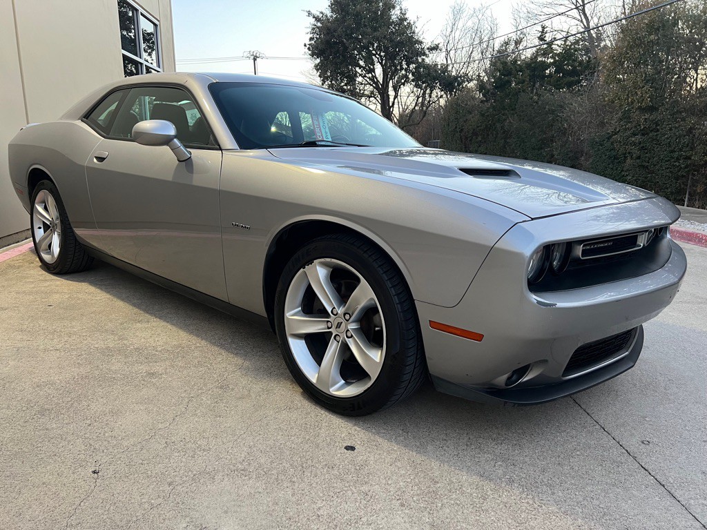 2018 Dodge Challenger Image 4