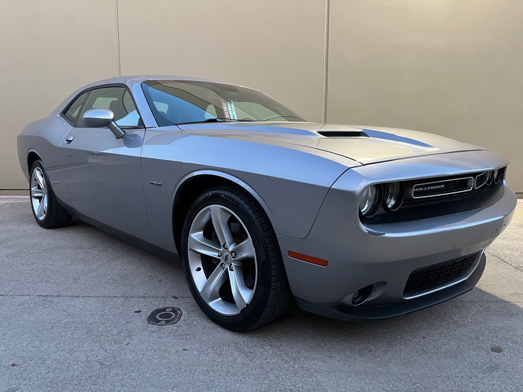 2018 Dodge Challenger Image 12