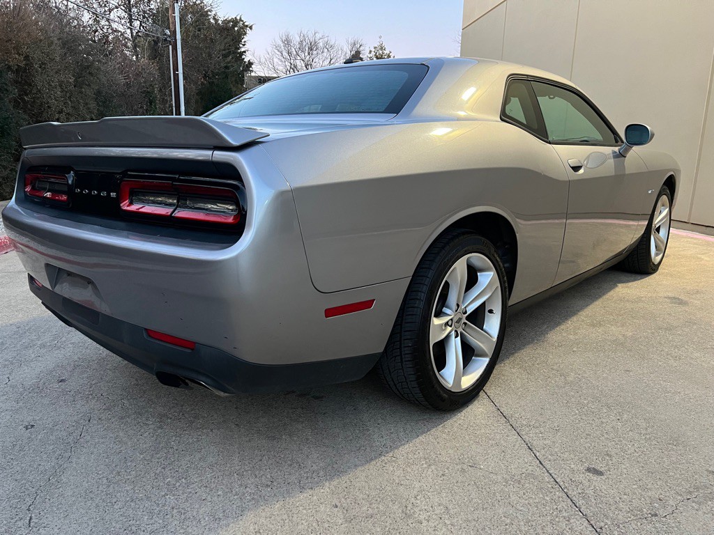 2018 Dodge Challenger Image 17