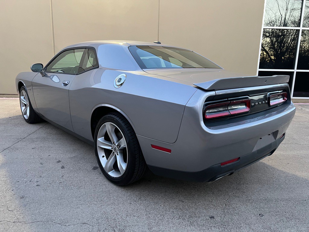 2018 Dodge Challenger Image 18