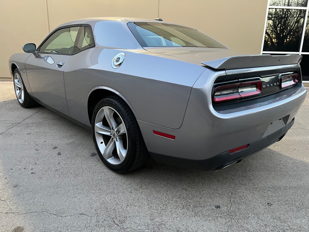 2018 Dodge Challenger Image 19