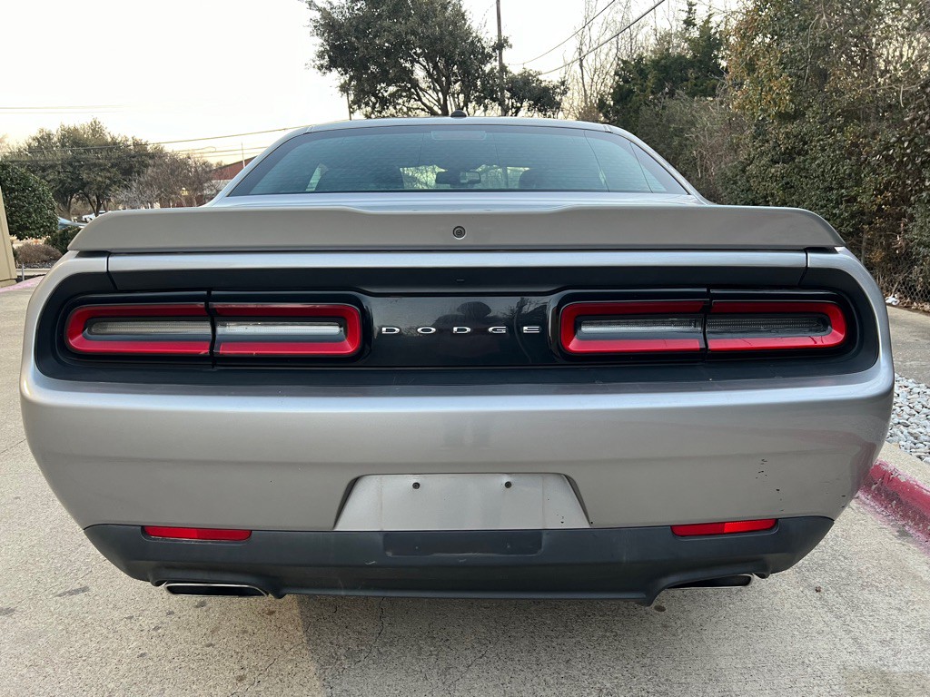 2018 Dodge Challenger Image 29