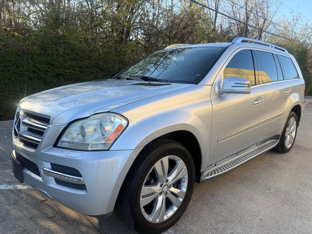 2012 Mercedes-Benz GL-Class Image 1