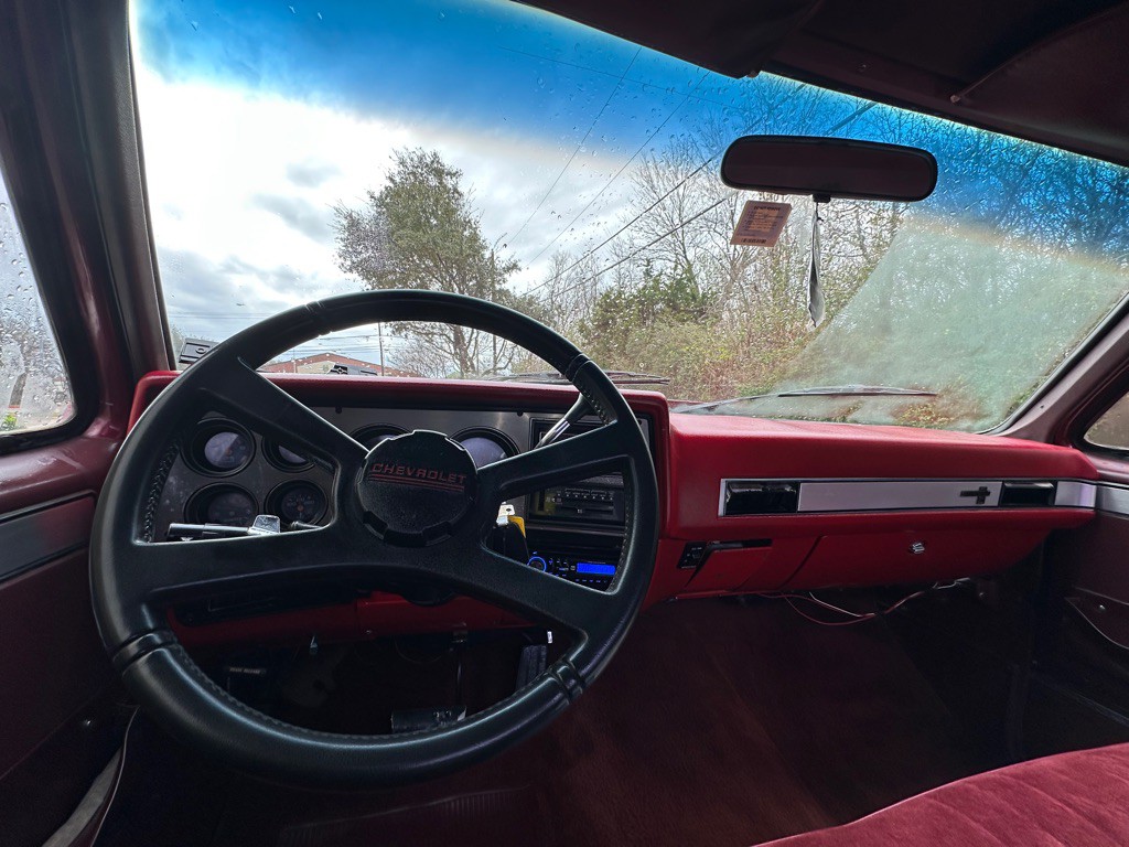 1986 Chevrolet C/K 10 Image 8
