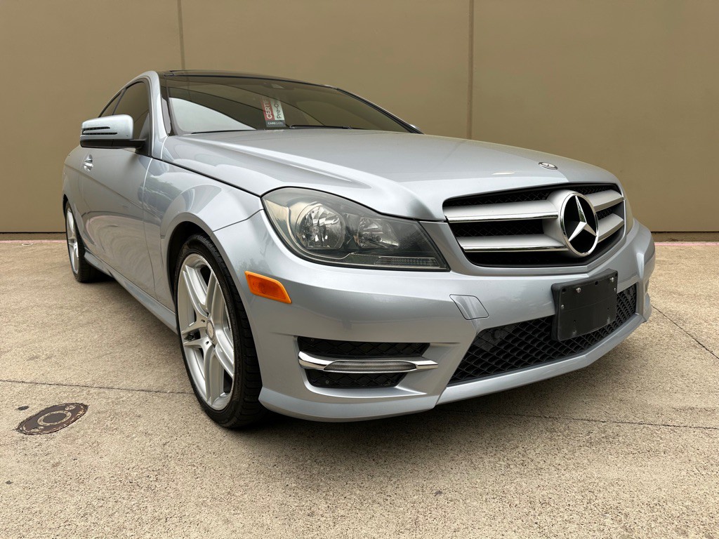 2013 Mercedes-Benz C-Class Image 4