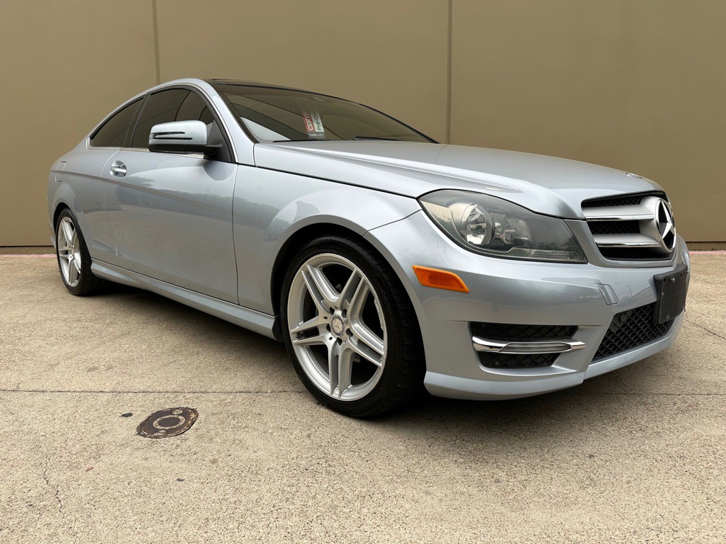 2013 Mercedes-Benz C-Class Image 16