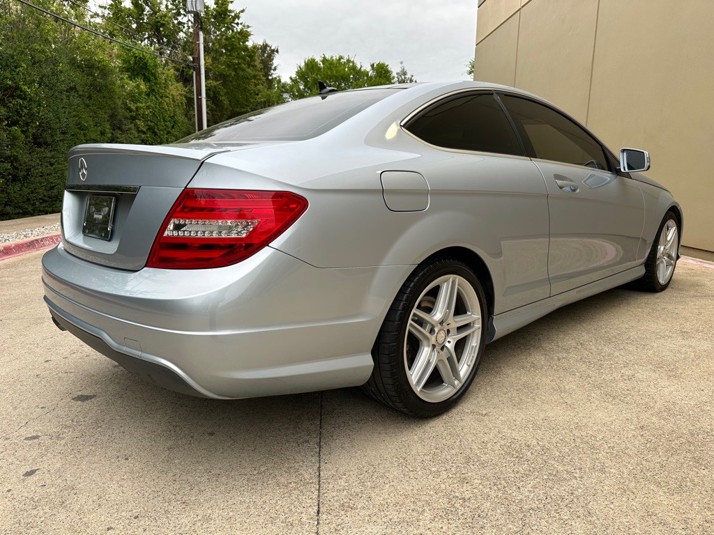 2013 Mercedes-Benz C-Class Image 21