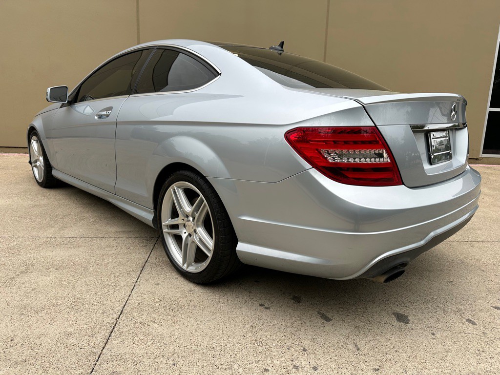 2013 Mercedes-Benz C-Class Image 25