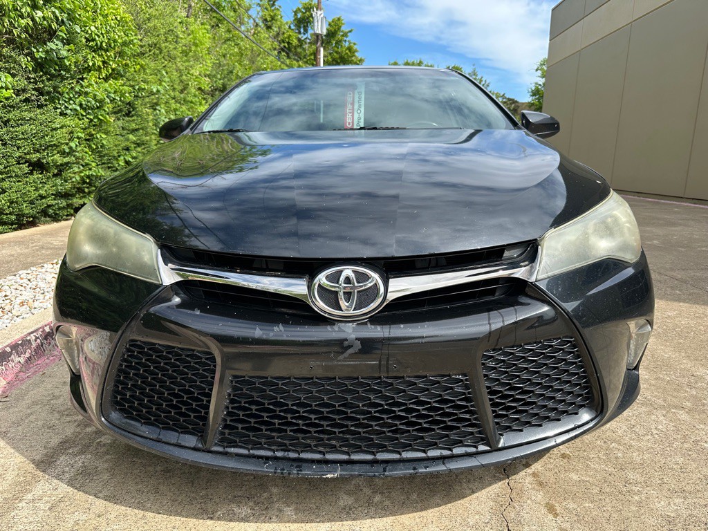 2017 Toyota Camry Image 4