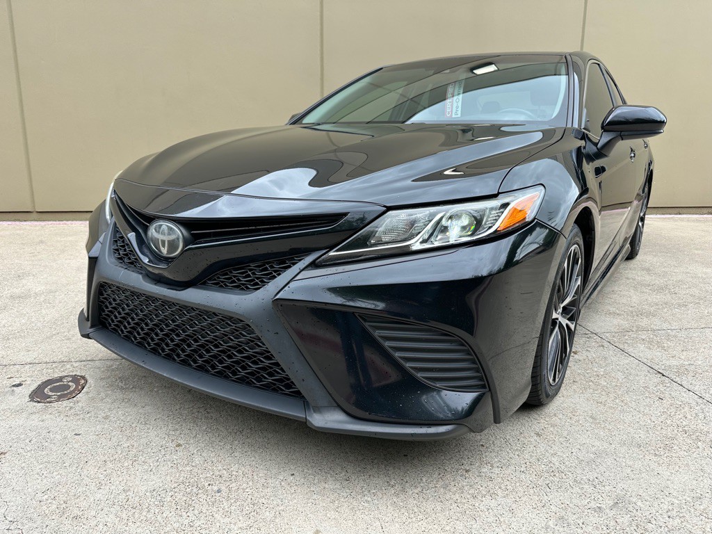 2018 Toyota Camry Image 4