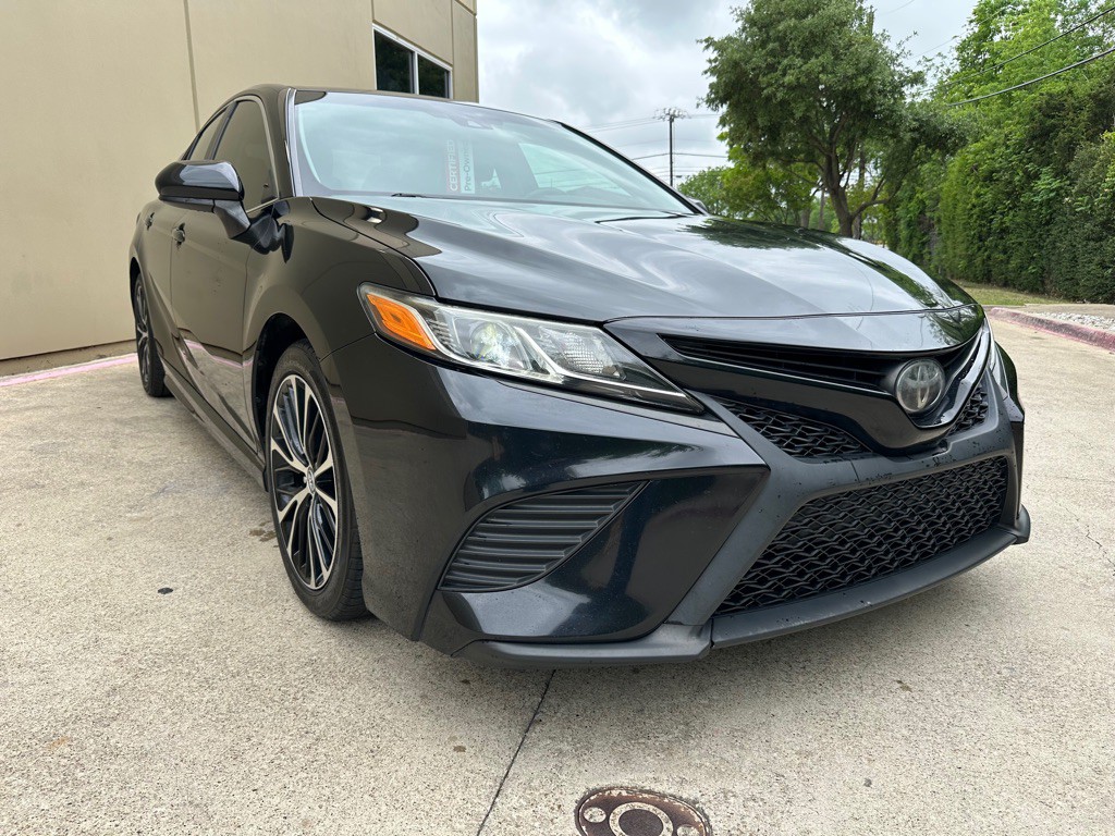 2018 Toyota Camry Image 12