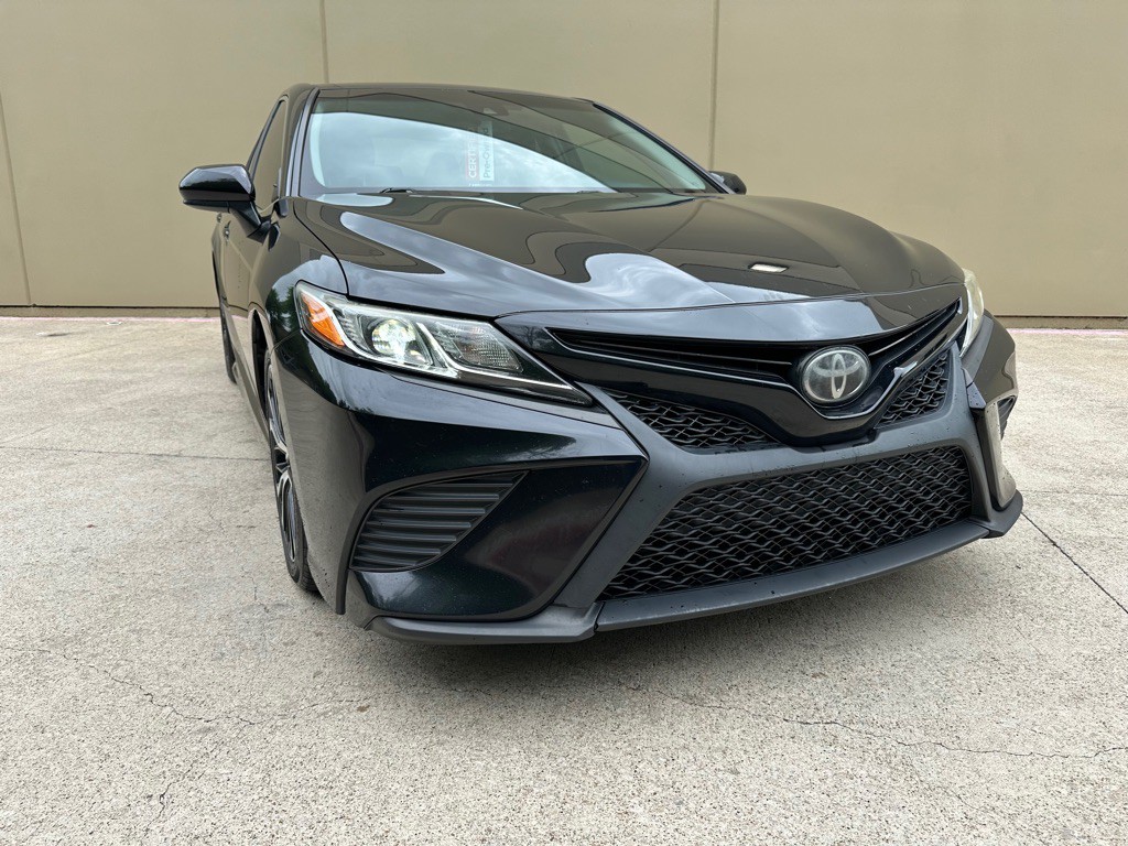2018 Toyota Camry Image 13
