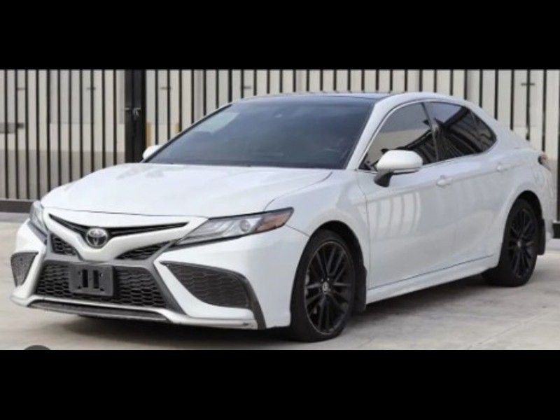 2022 Toyota Camry Image 1