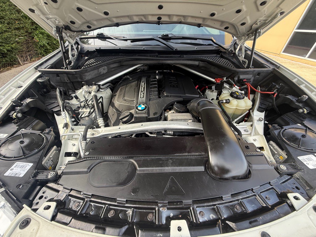 2016 BMW X5 Image 24