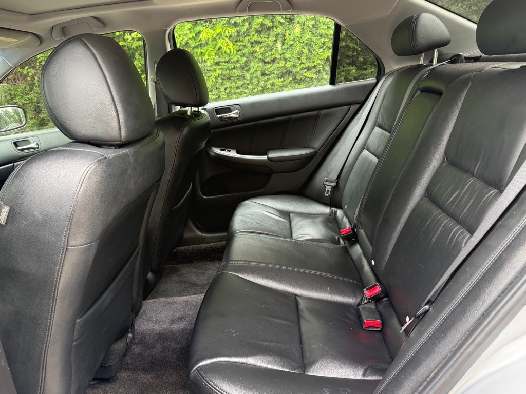 2003 Honda Accord Image 11