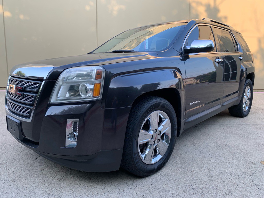 2015 GMC Terrain Image 2