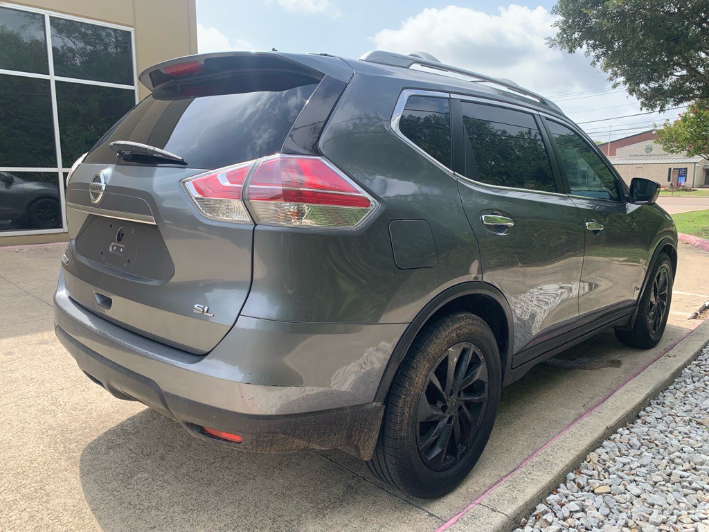 2015 Nissan Rogue Image 18