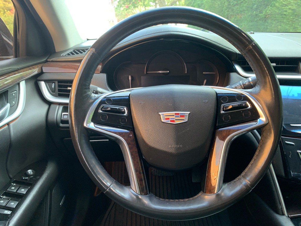 2017 Cadillac XTS Image 6
