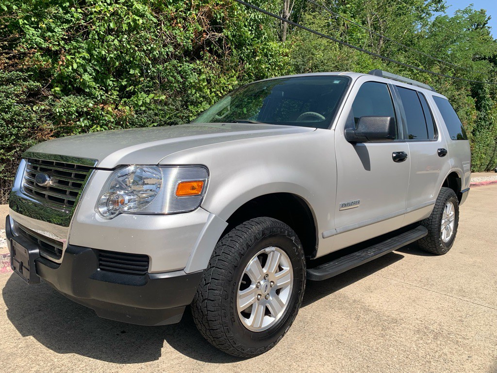 2006 Ford Explorer Image 1