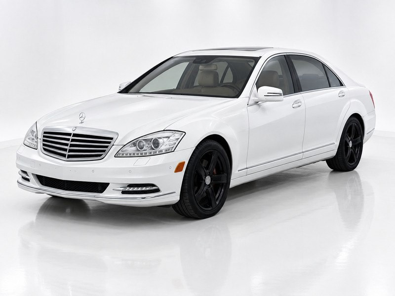 2010 Mercedes-Benz S-Class Image 2