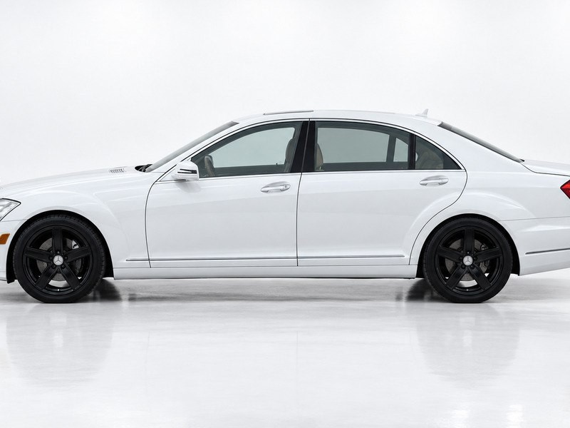 2010 Mercedes-Benz S-Class Image 33