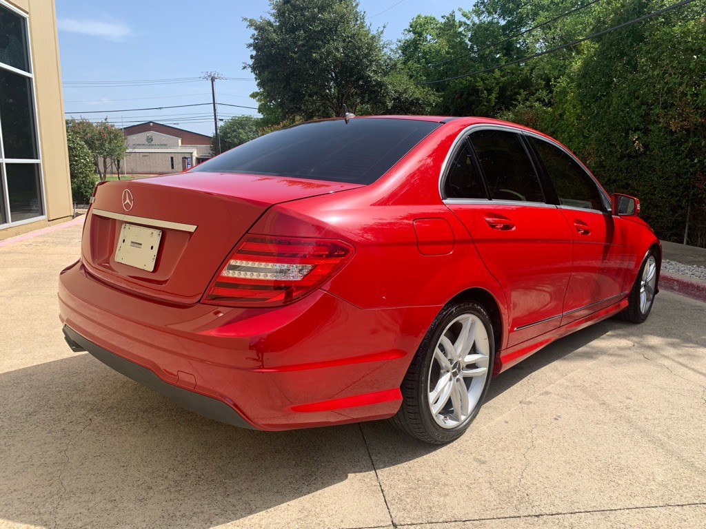 2013 Mercedes-Benz C-Class Image 15