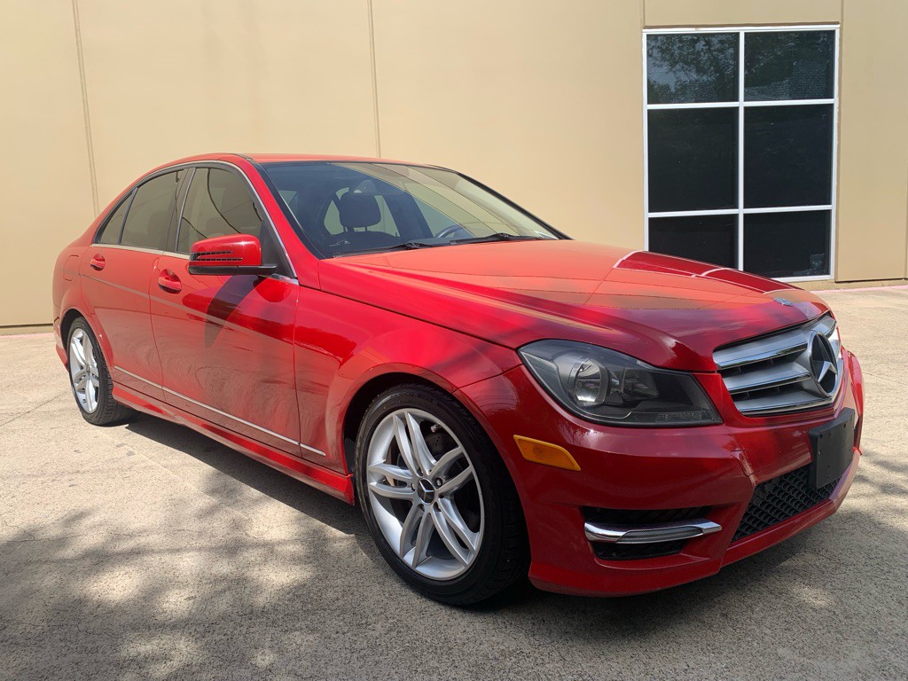 2013 Mercedes-Benz C-Class Image 17