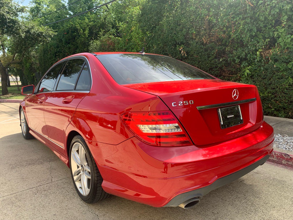 2013 Mercedes-Benz C-Class Image 18