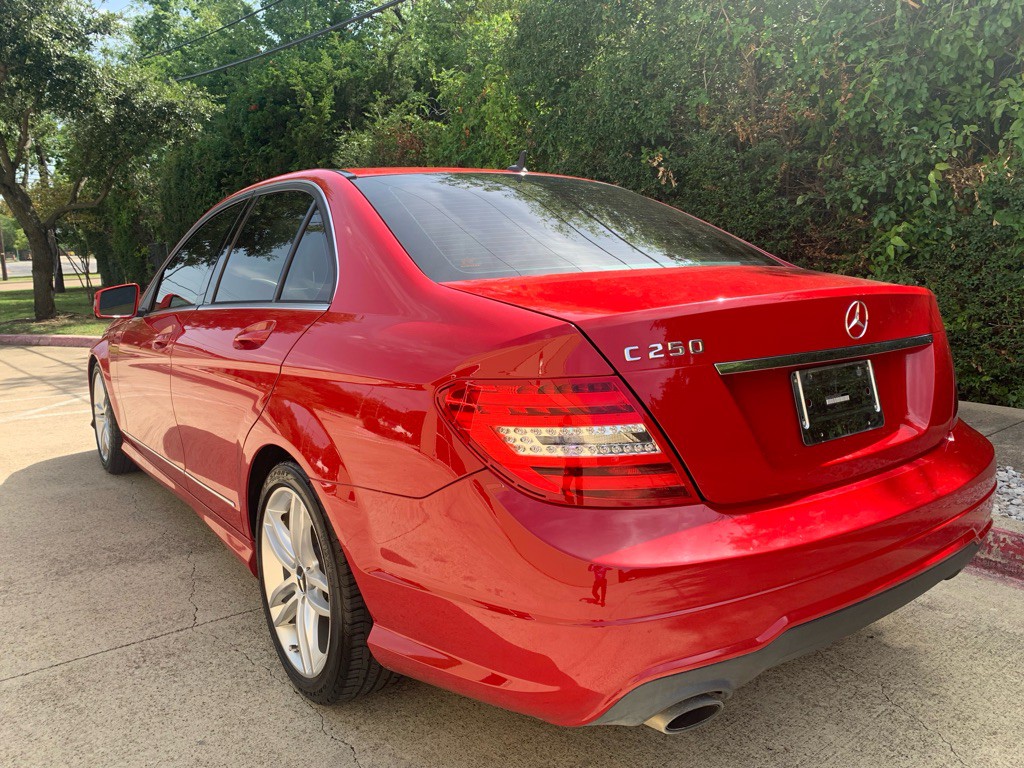2013 Mercedes-Benz C-Class Image 19