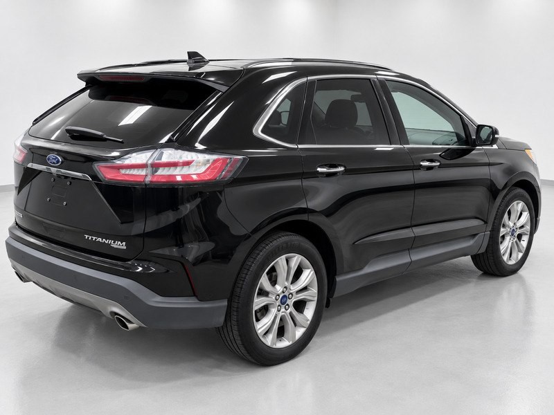 2019 Ford Edge Image 14