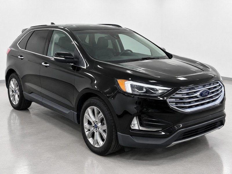 2019 Ford Edge Image 18