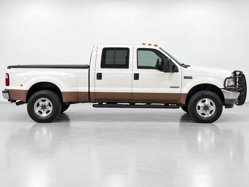 2004 Ford F-350 Image 12