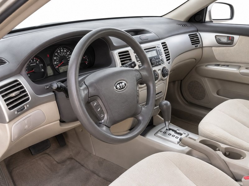 2006 Kia Optima Image 6