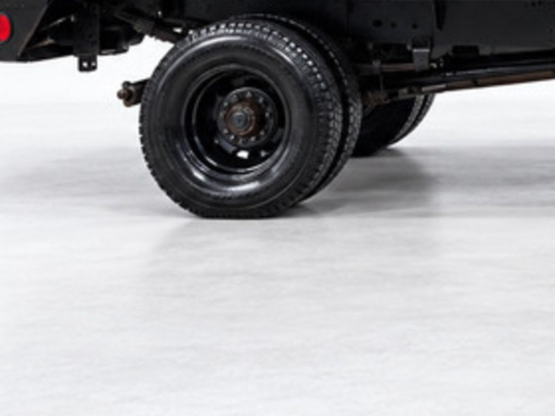 1999 Ford F-350 Image 24